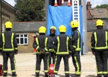 Curso de simulação de evacuação do prédio