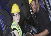 Curso e Treinamento para Instrutor Empilhadeira